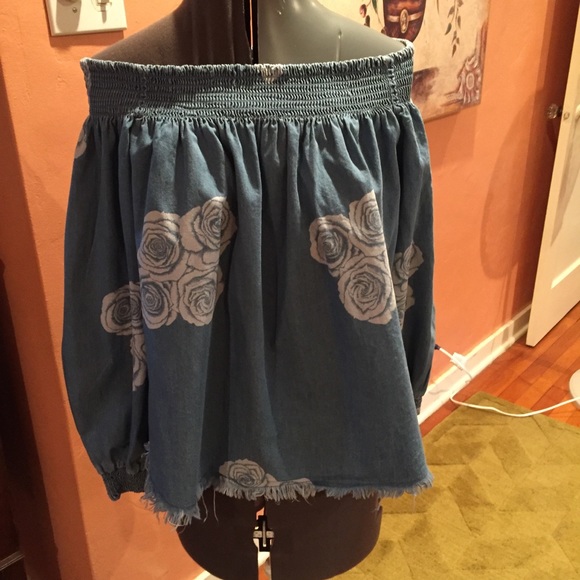 Tops - One X OneTeaspoon Sz XS Top